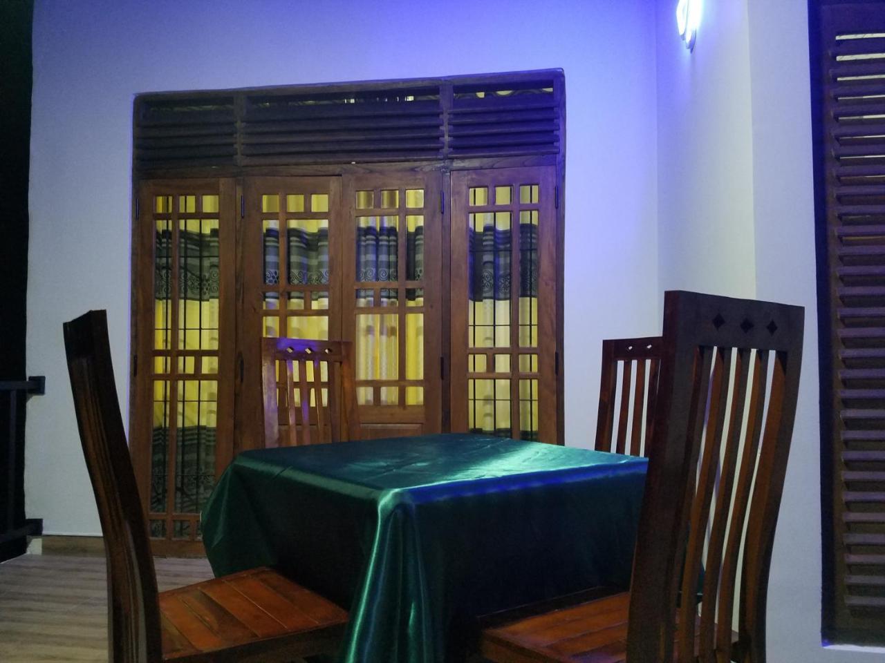 Yashumi Homestay 丹不拉 外观 照片
